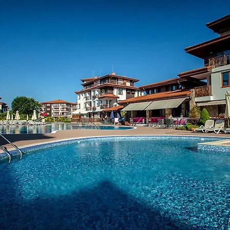 Üdülőközpont Saint Thomas Village 5*