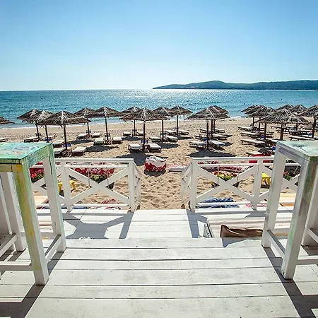 Saint Thomas Village Feriested 5*
