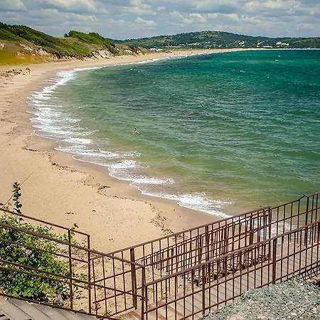 Saint Thomas Village 5*