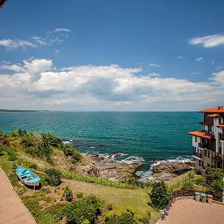 Saint Thomas Village Feriested 5*