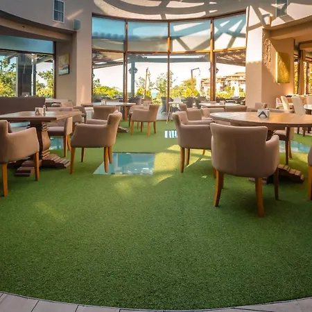 Üdülőközpont Saint Thomas Village Szozopol