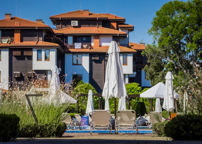 Resort Saint Thomas Village 5*