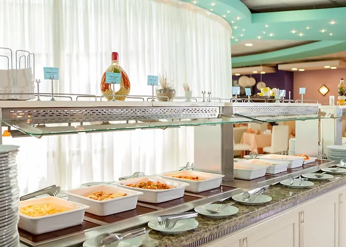 Saint Thomas Village